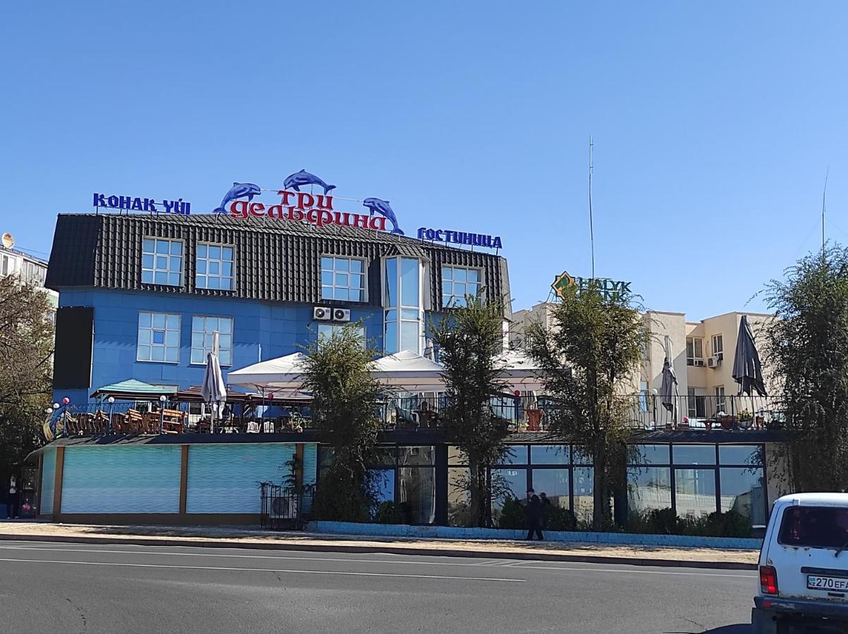 Three Dolphins Hotel Aktau  Bagian luar foto